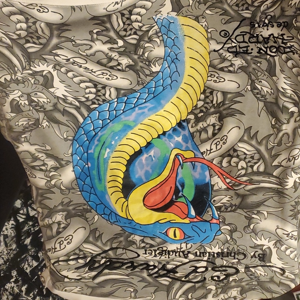 Men's medium Ed Hardy hoodie